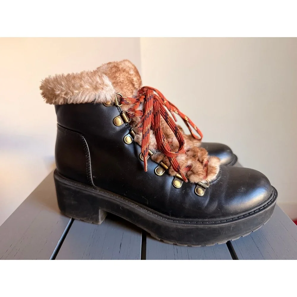 American eagle black faux fur‎ boots women's 8